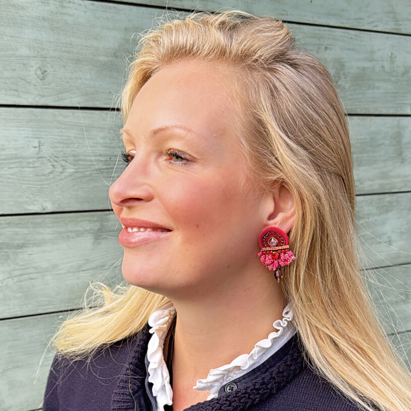 Extravagante Soutache-Ohrstecker in Pink und Rot