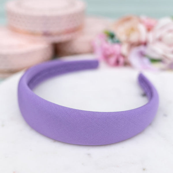 Gerippter Satin-Haarreif in Flieder