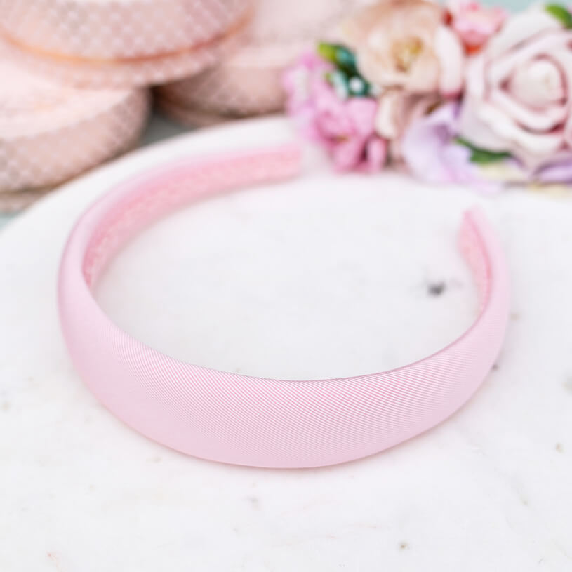 Gerippter Satin-Haarreif in Rosa