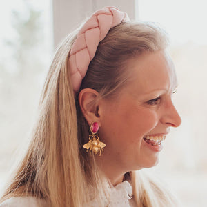 Breiter geflochtener Satin-Haarreif in zartem Rosa