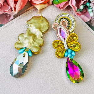 Trendige Soutache-Ohrringe in Gelb, Pink und Blau