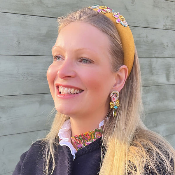 Trendige Soutache-Ohrringe in Gelb, Pink und Blau