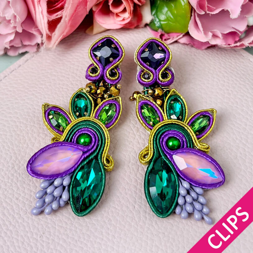 Extravagante Soutache-Ohrclips in Violett und Grün