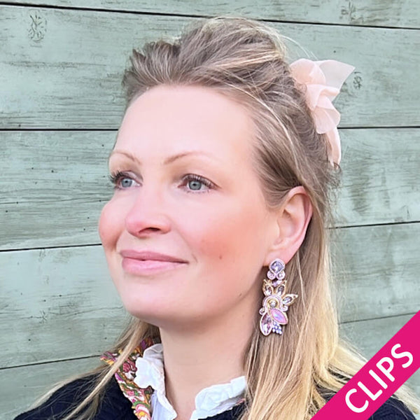 Extravagante Soutache-Ohrclips in Flieder und zartem Gold