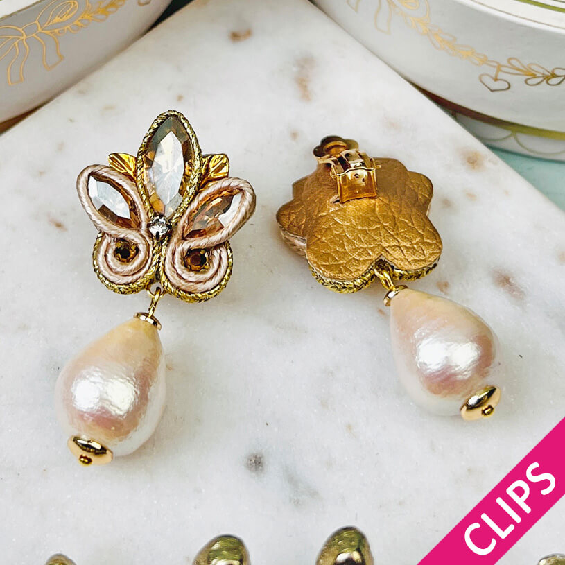 Schöne Soutache-Ohrclips in Champagner und Gold mit Baumwolltropfen