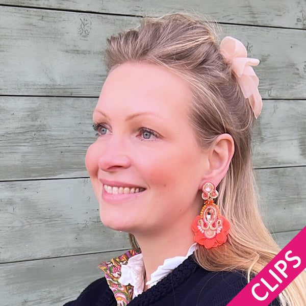 Außergewöhnliche Soutache-Ohrclips in Orangetönen