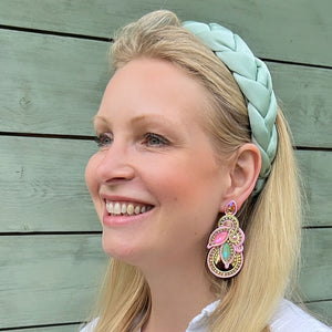 Individuelle Soutache-Ohrringe in zartem Rosa