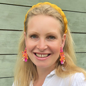 Extravagante Soutache-Ohrringe in Orange und Pink