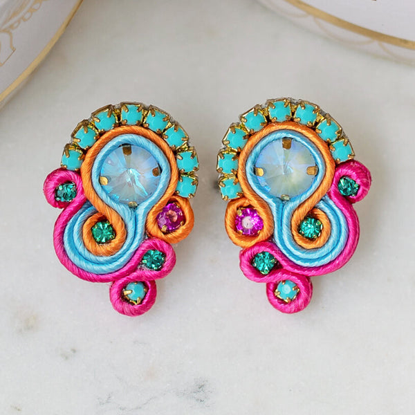 Kleine Soutache-Ohrringe in Pink, Orange und Hellblau