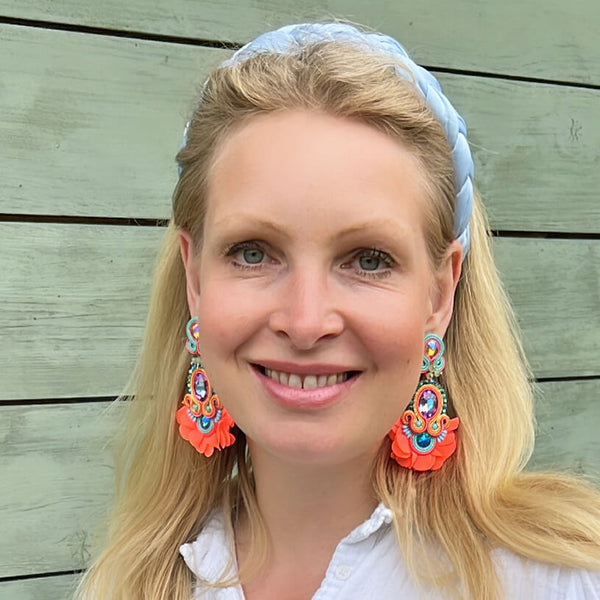 Außergewöhnliche Soutache-Ohrringe in leuchtendem Orange