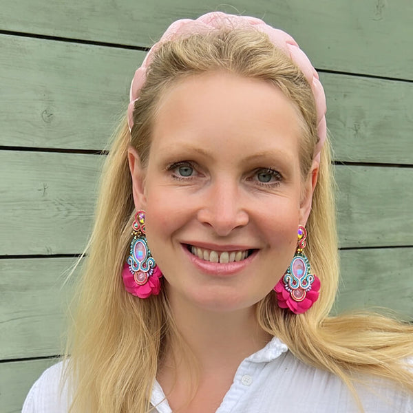 Außergewöhnliche Soutache-Ohrringe in leuchtendem Pink