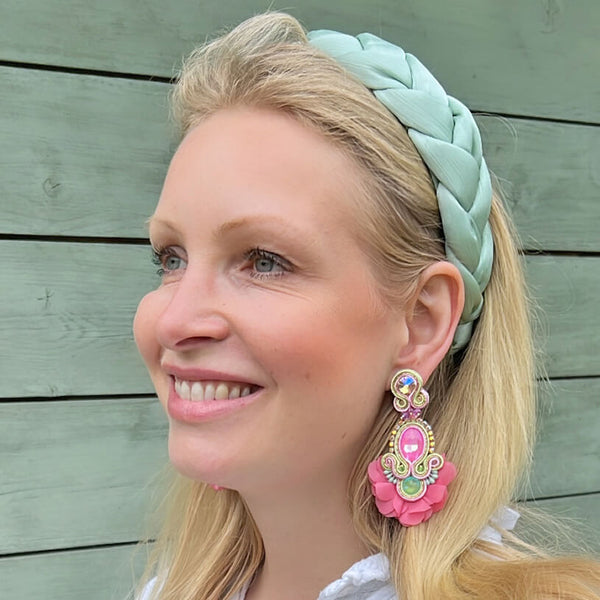 Außergewöhnliche Soutache-Ohrringe in Rosa