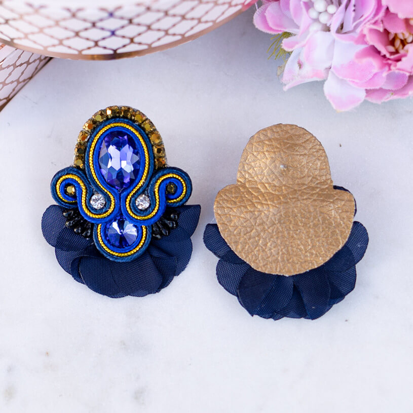 Funkelnde Soutache-Ohrringe in Dunkelblau