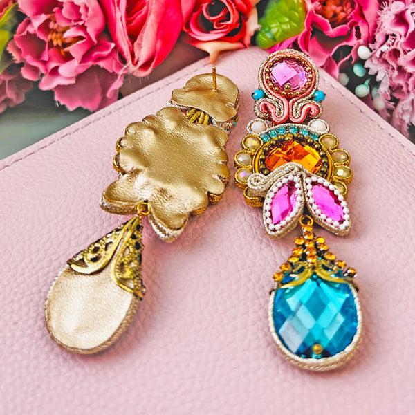 Raffinierte Soutache-Ohrringe in Gelb, Pink und Blau