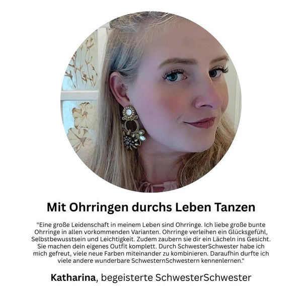Große goldfarbene Ohrringe mit floralen Elementen in Soutache-Optik