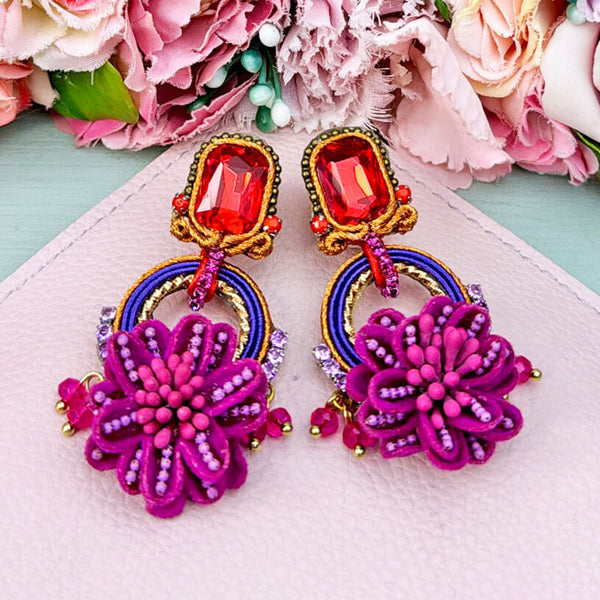 Raffinierte Blüten-Soutache-Ohrstecker in Orange, Pink und Rot
