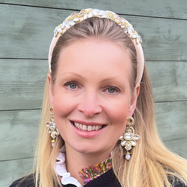 Stilvolle Soutache-Ohrringe in Gold und Champagner