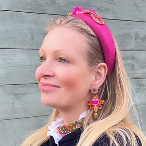 Stilvolle Soutache-Ohrringe in Rot und Pink