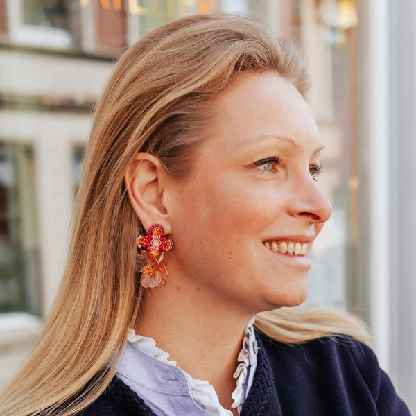 Stylische SoutacheOhrringe mit Blüten in Orange, Pink und Roségold
