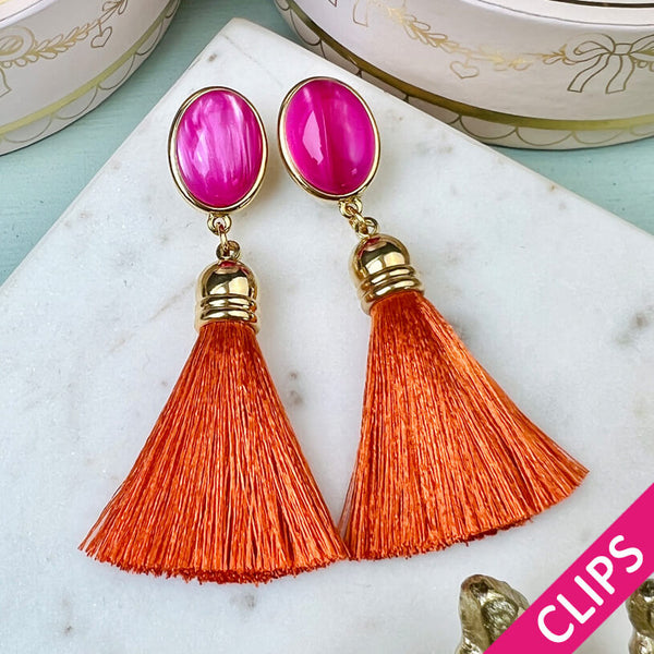 Vergoldete Ohrclips in Pink mit Quaste in Rostorange von AmuseToi