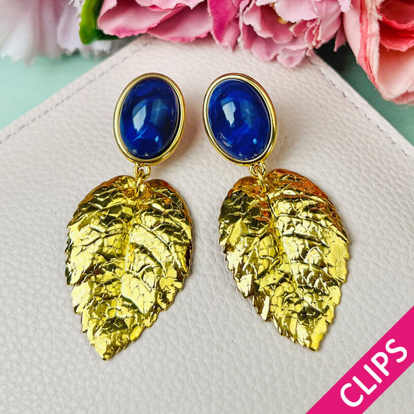 Ohrclips in Dunkelblau mit goldenen Blatt von AmsueToi