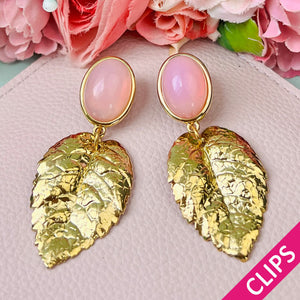 Ohrclips in Rosa mit goldenem Blatt von AmuseToi
