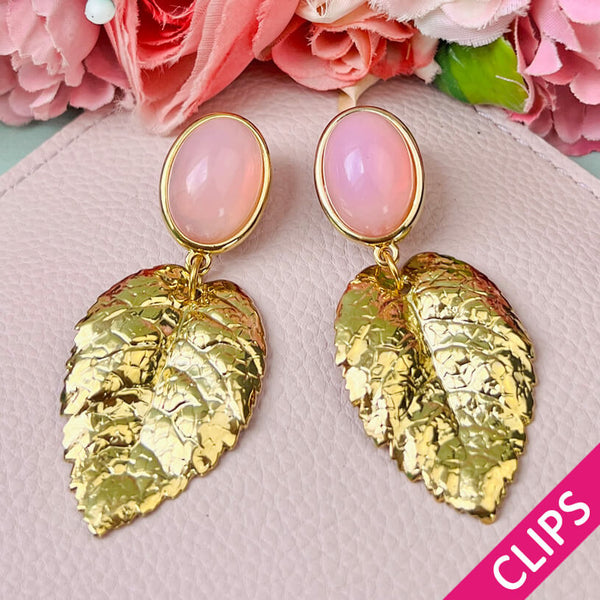 Ohrclips in Rosa mit goldenem Blatt von AmuseToi