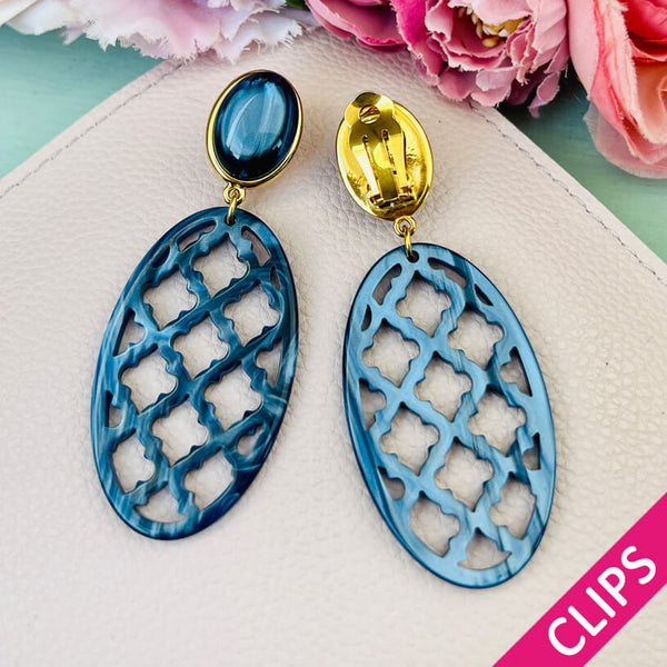 Vergoldete Ohrclips in schimmerndem Dunkelblau mit schönem Oval im Marrakesch-Stil von AmuseToi