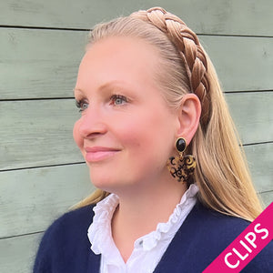 Schöne Herz-Ohrringe mit schwarzen Ohrclips und Herz-Ornamenten in Schildpattfarben von AmuseToi