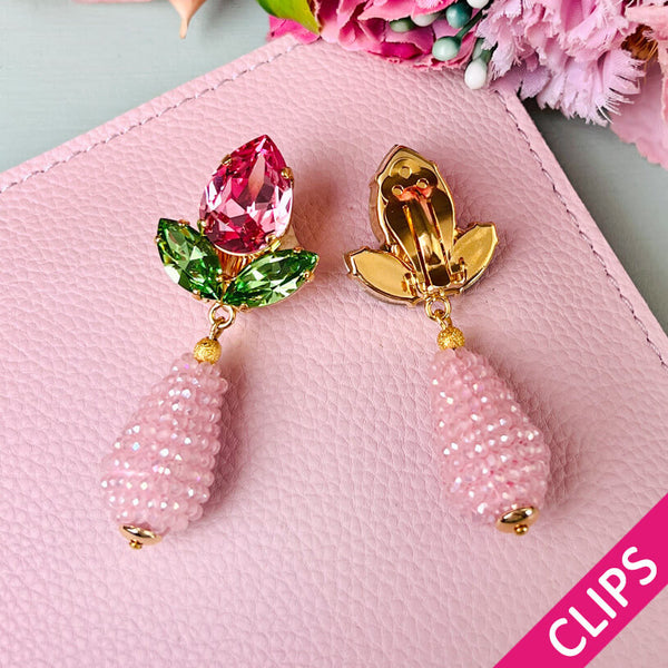 Funkelnde Ohrclips in Rosa und Grün mit glitzernden Tropfen