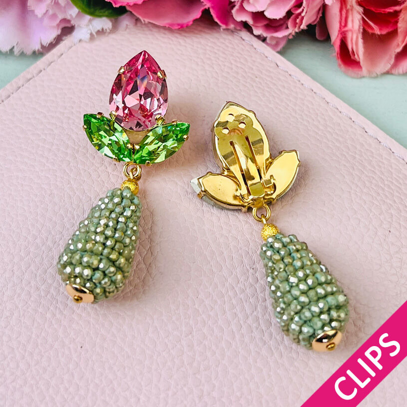 Funkelnde Ohrclips in Rosa und Grün mit glitzernden Tropfen in Hellgrün