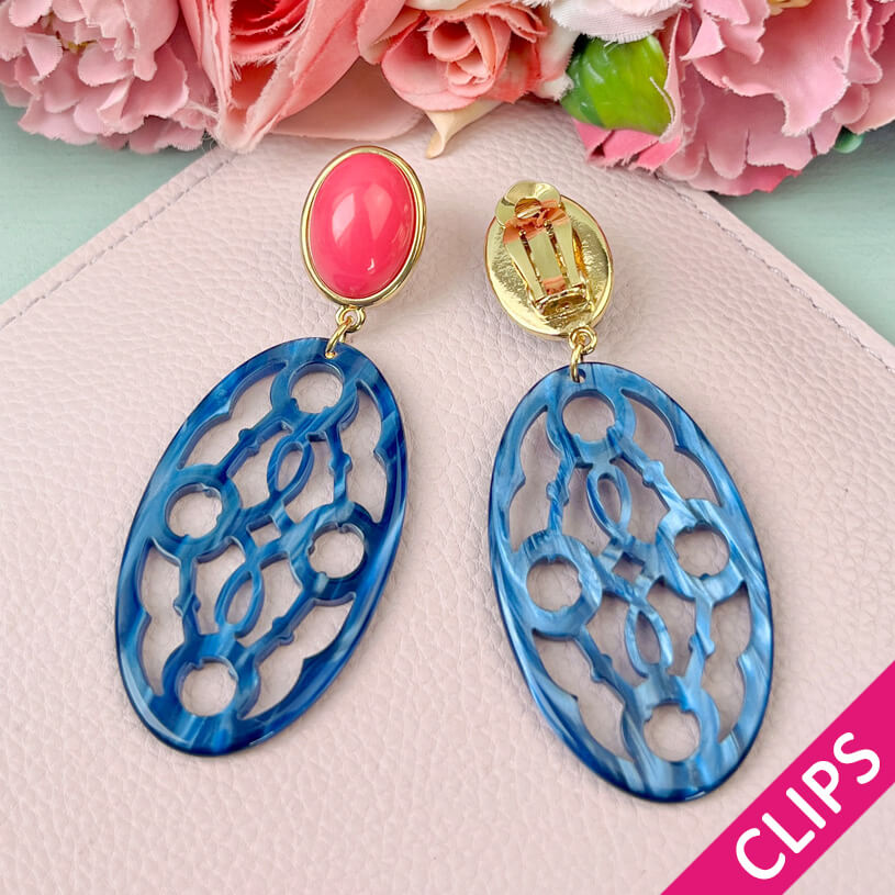 Pinke Trensen-Ohrclips mit Oval in Dunkelblau von AmuseToi