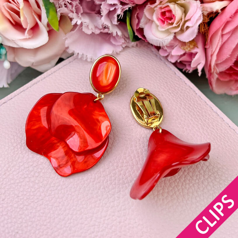 Orange Ohrclips mit Blütenblättern