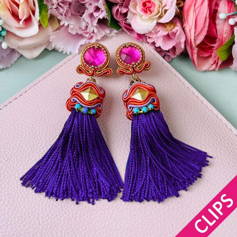 Orientalisch anmutende Quastenohrclips in Violett, Pink und Orange
