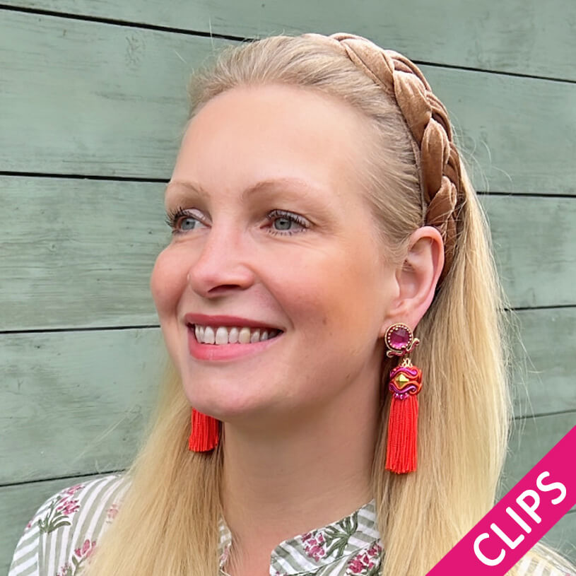 Orientalisch anmutende Quasten-Ohrclips in Pink und Orange