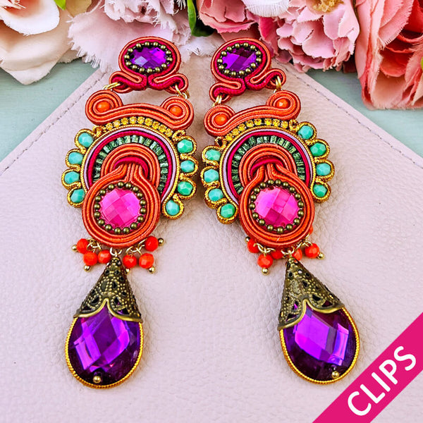 Farbenfrohe Statement-Ohrringe als Ohrclips in Orange, Türkis und Violett
