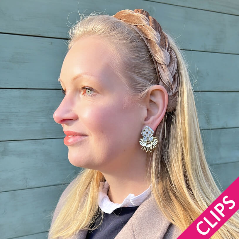 Gold und Silber glänzende Statement-Ohrclips mit Glitzer-Tropfen