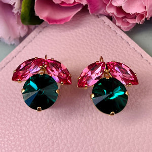 Funkelnde Ohrhänger mit Glas-Kristallen in Dunkelgrün und Pink