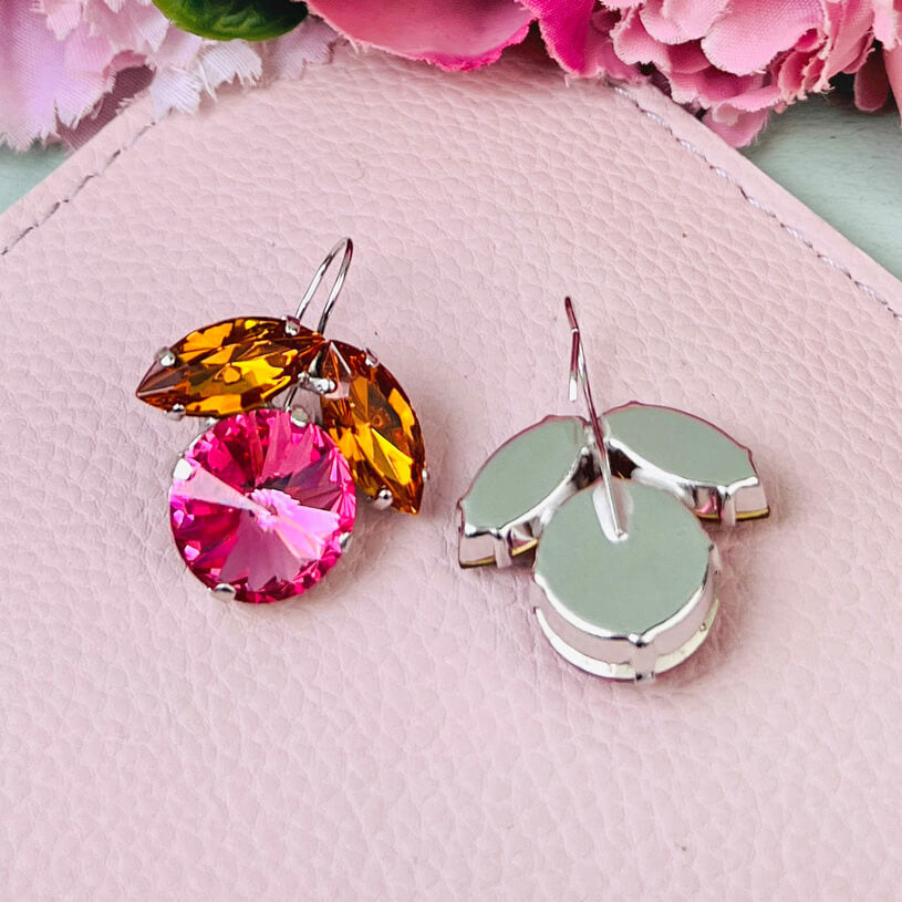 Silberfarbene funkelnde Ohrhänger mit Glas-Kristallen in Orange und Rosa