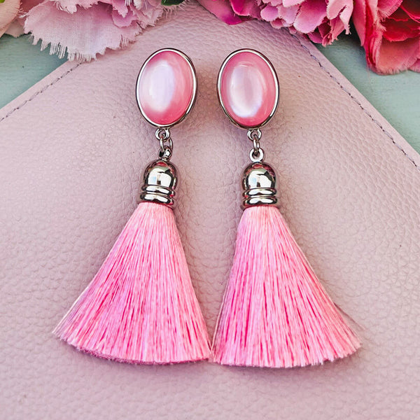 Silberne Ohrstecker in Rosa mit Quaste von AmuseToi