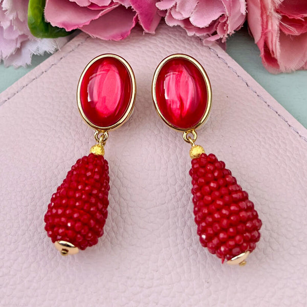 Rote Ohrringe mit glitzerndem Tropfen von AmuseToi