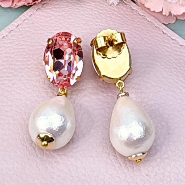 Kleine Ohrstecker mit Glas-Kristallen in Rosa und Baumwolltropfen