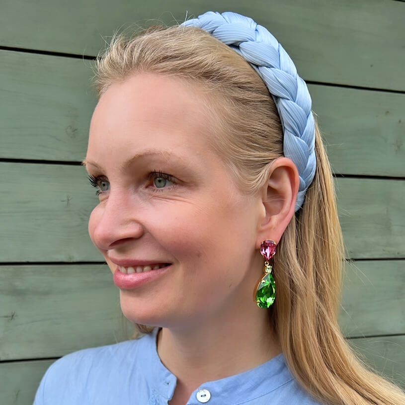 Funkelnde Ohrstecker mit Glas-Kristallen in Grün und Rosa