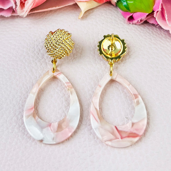 Leichte Knoten-Ohrringe mit offenen Tropfen in Weiß und Rosa von AmuseToi