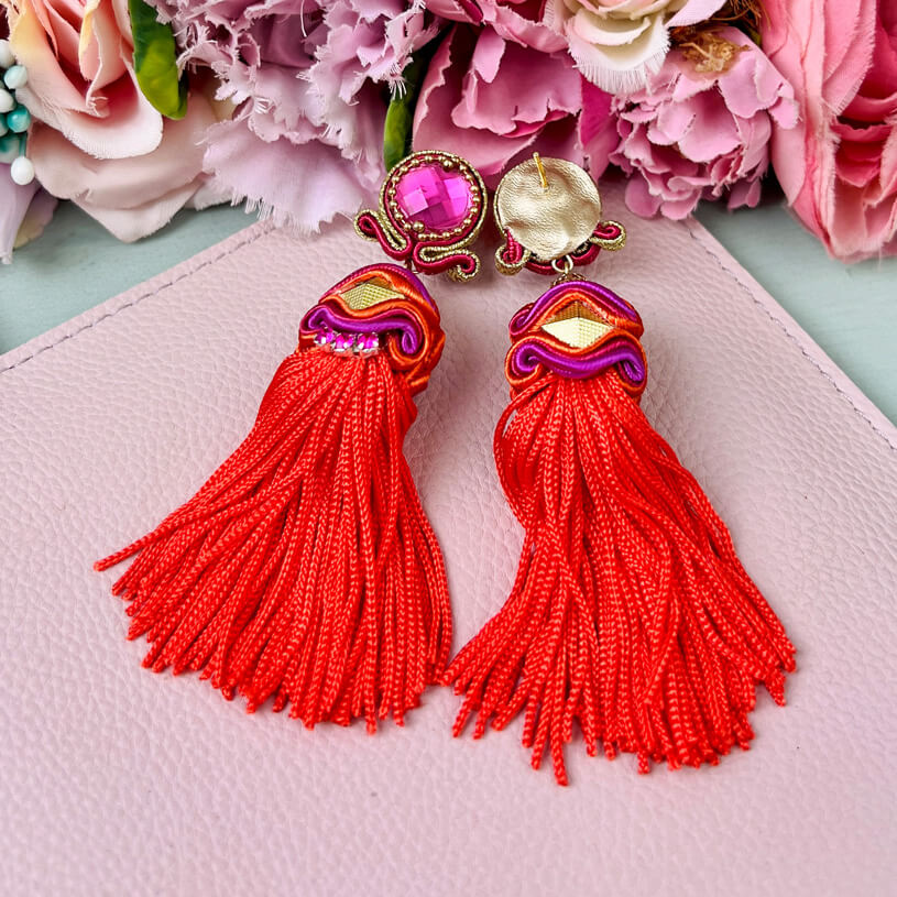 Orientalisch anmutende QuastenOhrringe in Pink und Orange