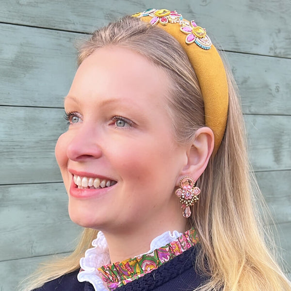Zeitlose Soutache-Ohrringe in Lachs, Rosa und Gold
