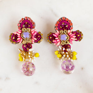 Verspielte SoutacheOhrringe in Pink und Rosa