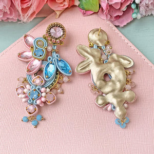 Große Soutache-Ohrringe in Zartrosa und Zartblau