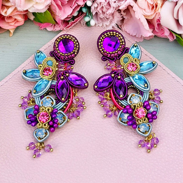 Große Soutache-Ohrringe in Magenta und Hellblau