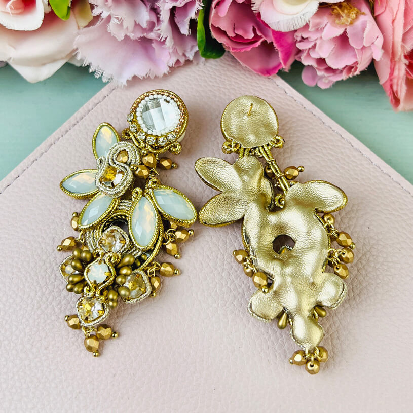 Große elegante Soutache-Ohrringe in Gold- und Champagnertönen